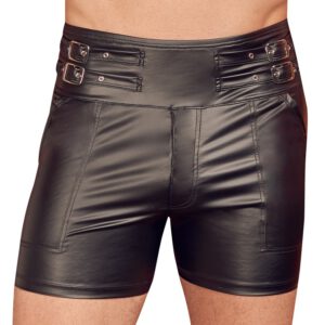 Shorts im trendigen Mattlook