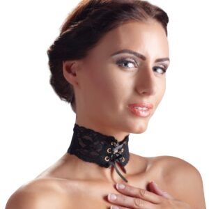 Halsband aus Spitze
